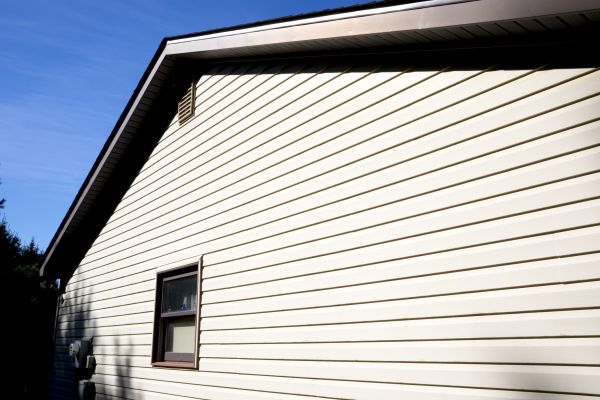 Dutch Lap Siding Installation in Biloxi