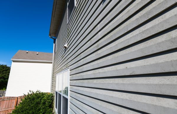 Cost of Vinyl Siding Panel Replacement in Biloxi